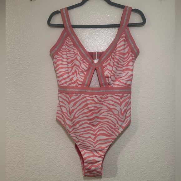 Sanctuary Other - Sanctuary Coral Pink zebra swim suit